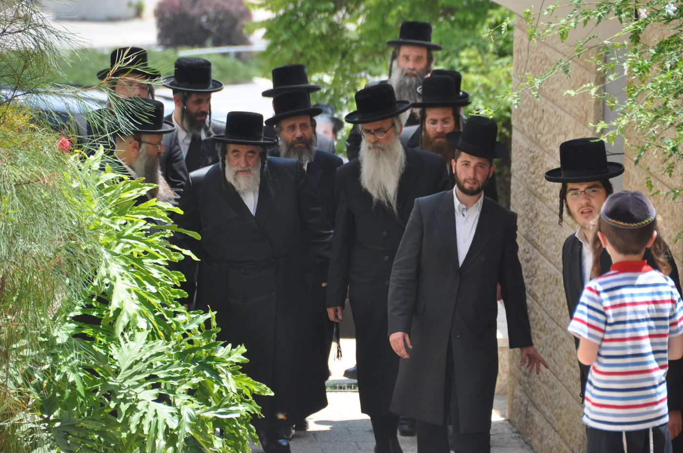 האדמו"ר מויז'ניץ: "להתחזק בלימוד והתמדת התורה"