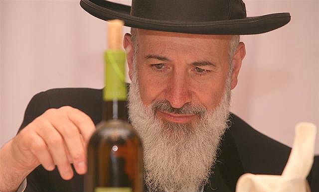 הרב הראשי יונה מצגר