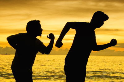 לעקות או לחכות?