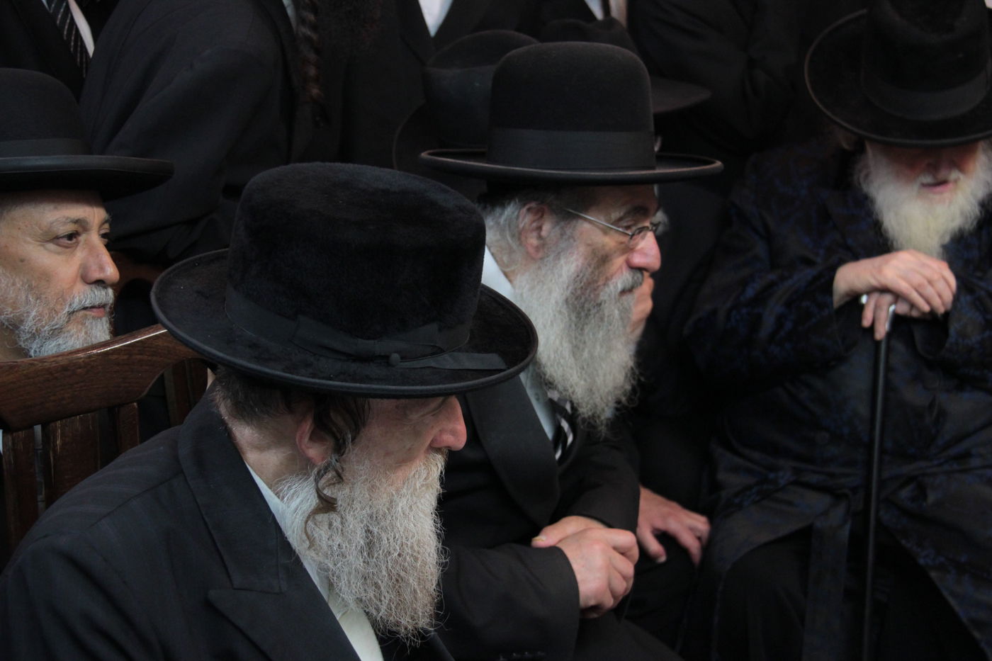 צפו: ניחום אבלים בבית האדמו"ר מסווארן