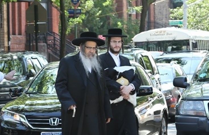 האדמו"ר מסאטמר יוצא לחופשה השנתית