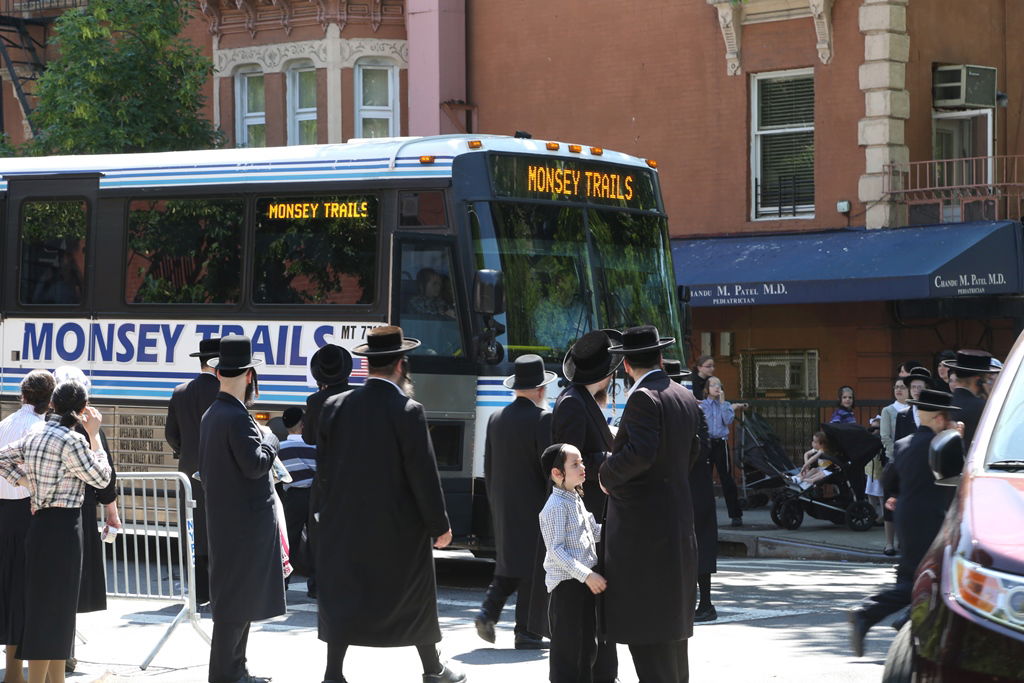 החרדים של אמריקה יוצאים לקאנטרי • גלרית ענק