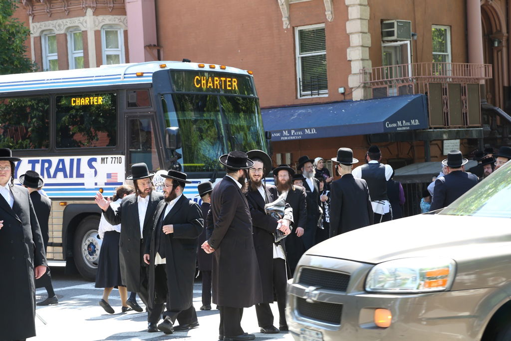 החרדים של אמריקה יוצאים לקאנטרי • גלרית ענק