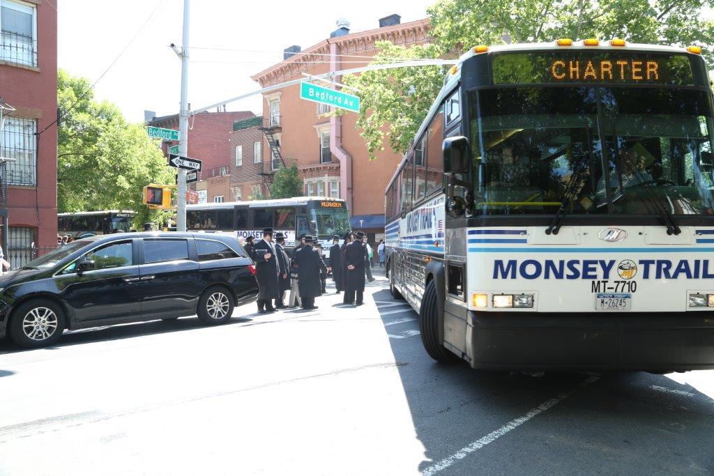 החרדים של אמריקה יוצאים לקאנטרי • גלרית ענק