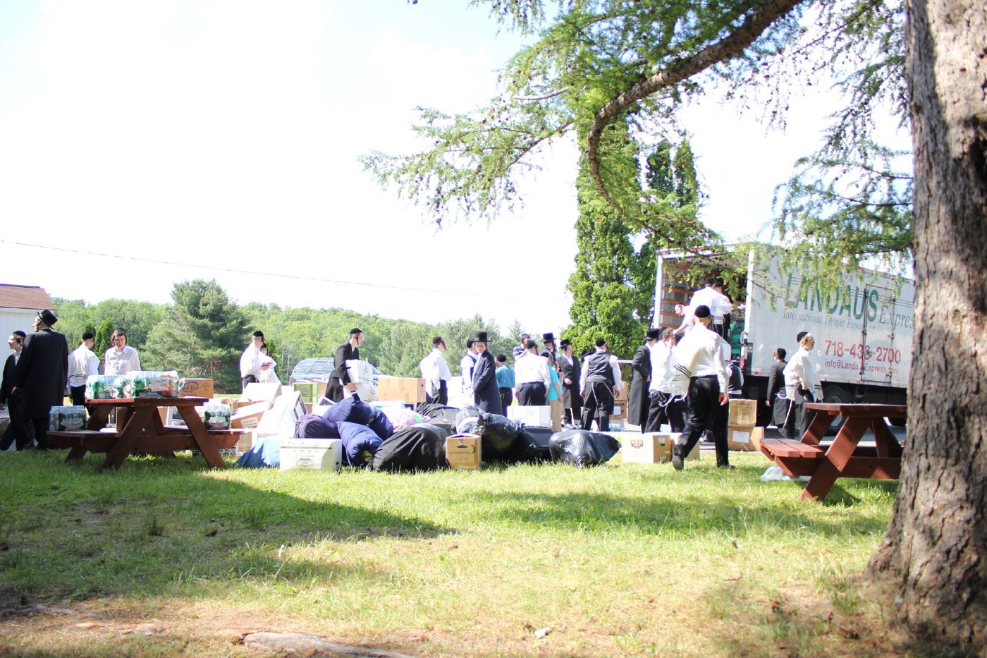 החרדים של אמריקה יוצאים לקאנטרי • גלרית ענק