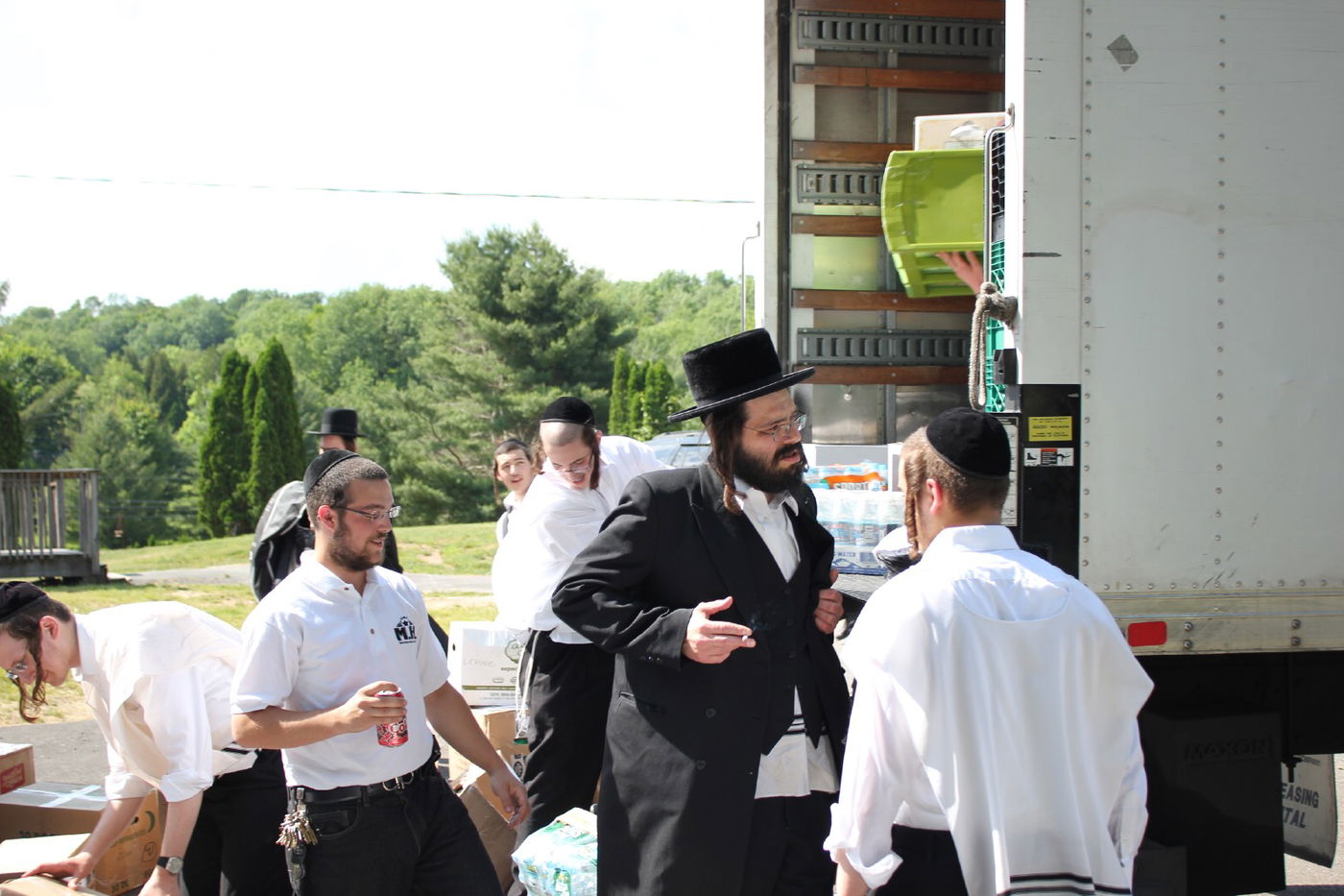 החרדים של אמריקה יוצאים לקאנטרי • גלרית ענק