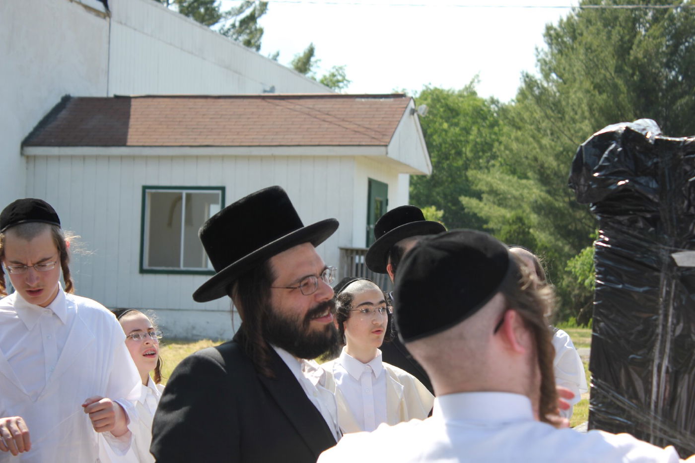 החרדים של אמריקה יוצאים לקאנטרי • גלרית ענק