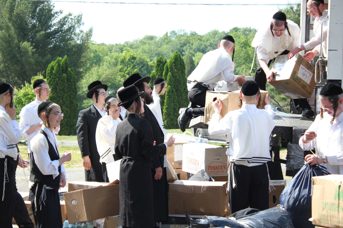 החרדים של אמריקה יוצאים לקאנטרי • גלרית ענק