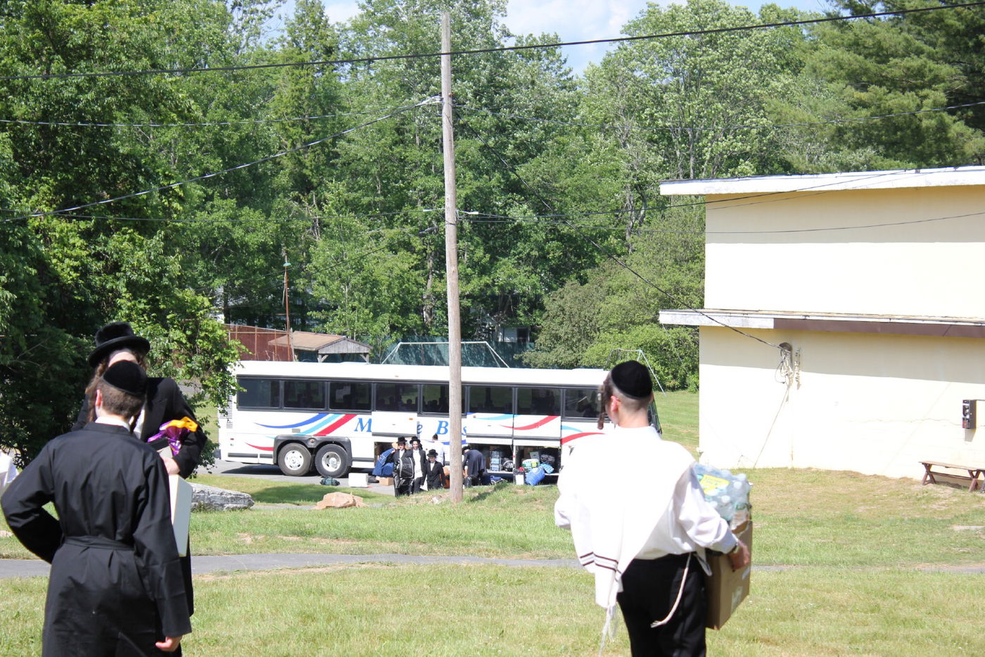 החרדים של אמריקה יוצאים לקאנטרי • גלרית ענק