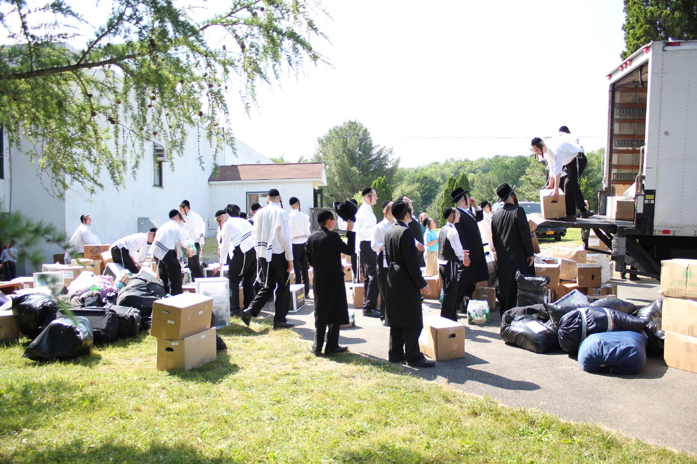 החרדים של אמריקה יוצאים לקאנטרי • גלרית ענק