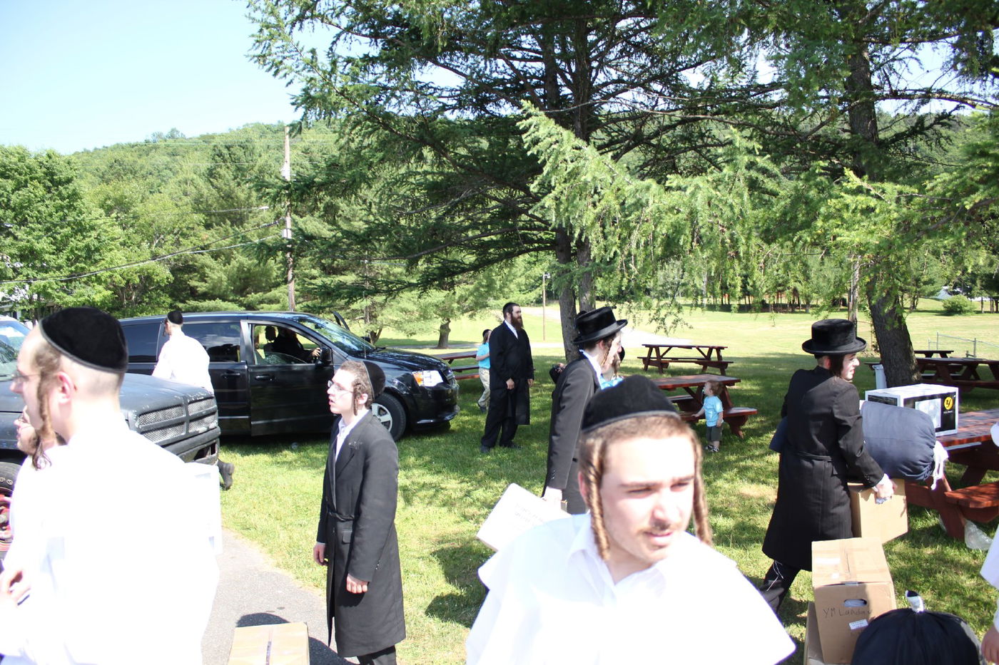 החרדים של אמריקה יוצאים לקאנטרי • גלרית ענק