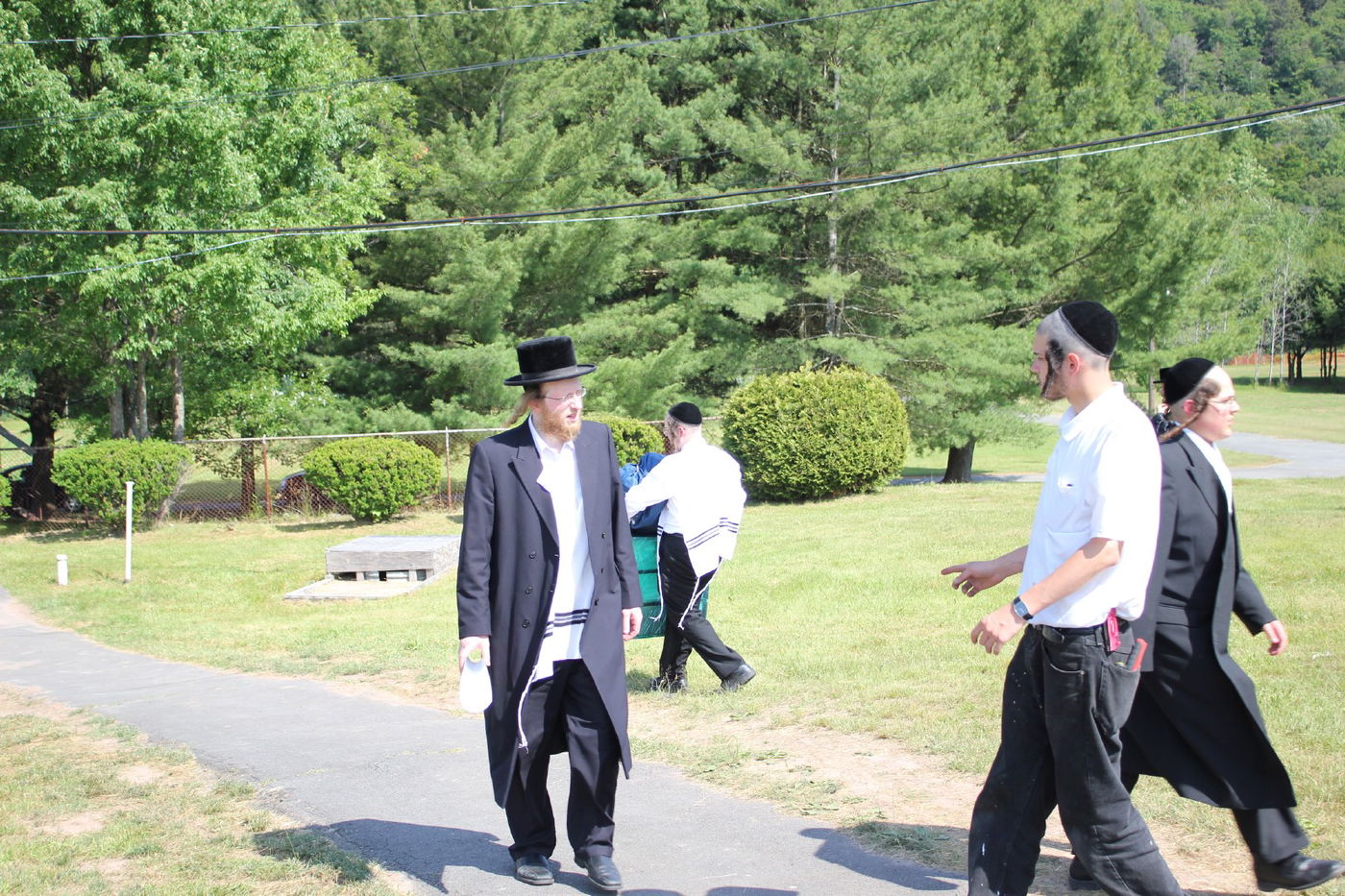 החרדים של אמריקה יוצאים לקאנטרי • גלרית ענק