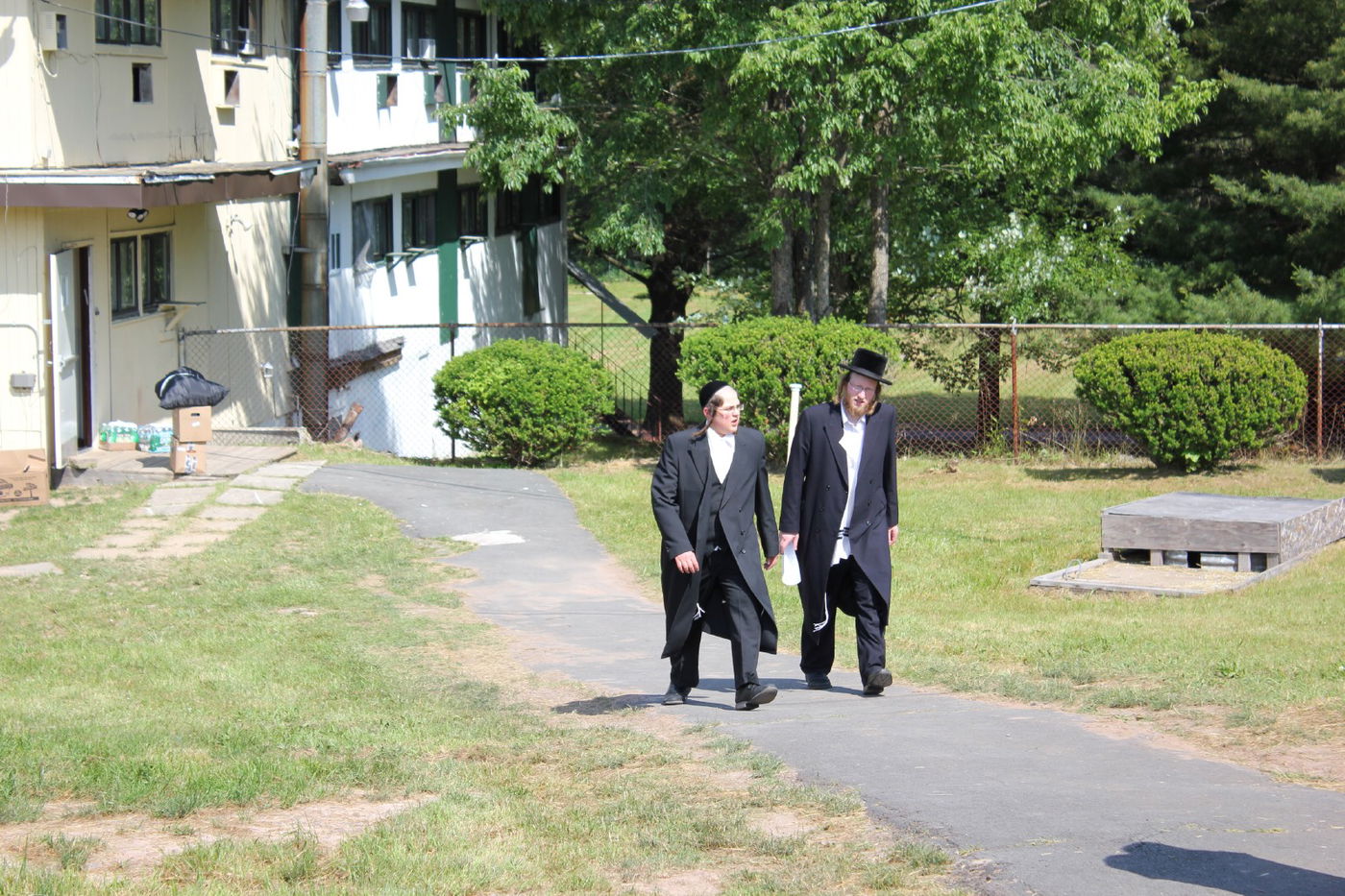 החרדים של אמריקה יוצאים לקאנטרי • גלרית ענק