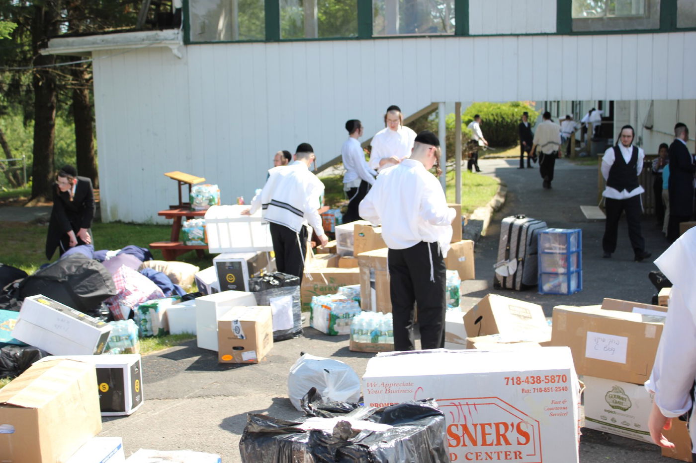 החרדים של אמריקה יוצאים לקאנטרי • גלרית ענק
