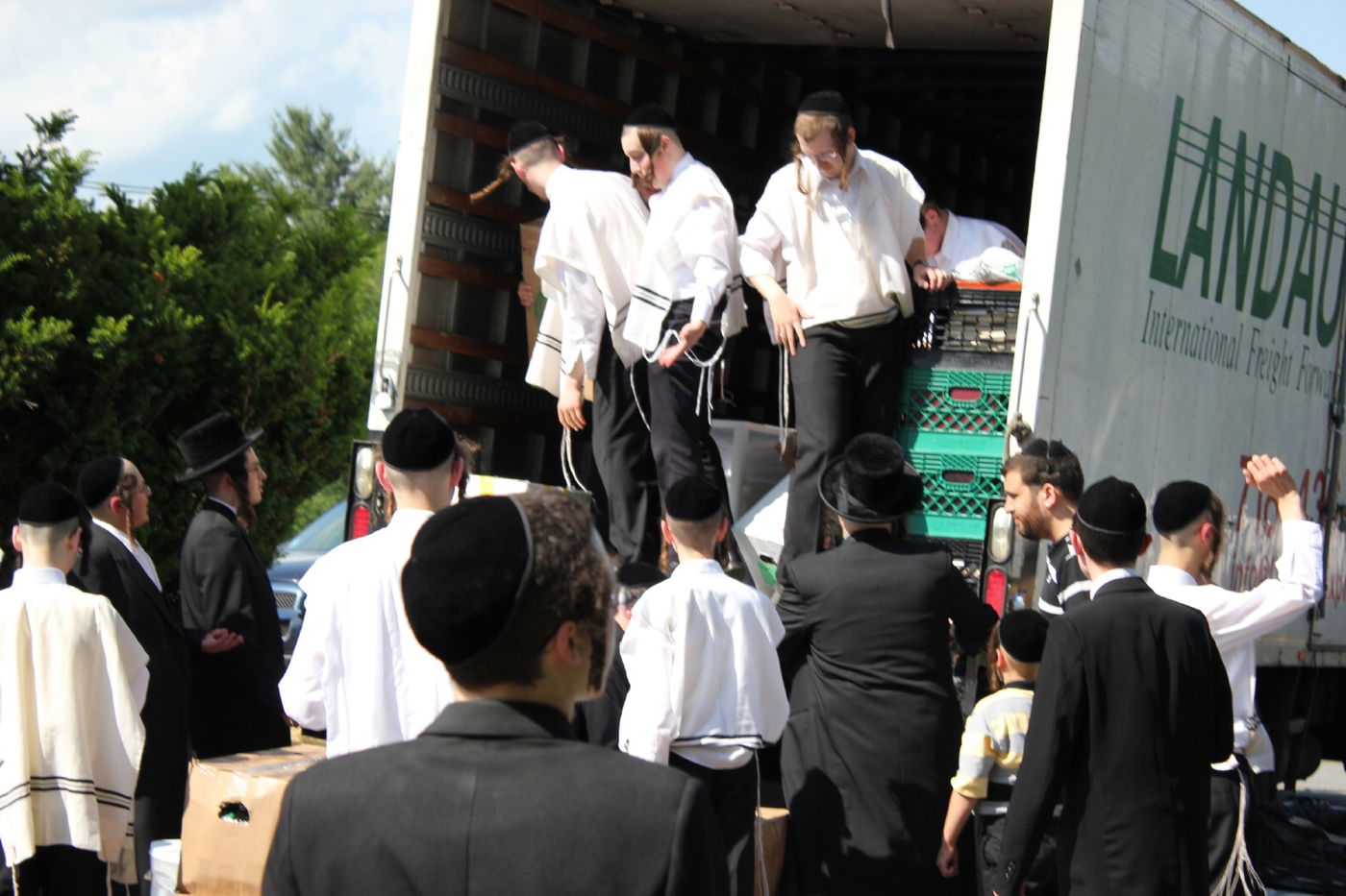 החרדים של אמריקה יוצאים לקאנטרי • גלרית ענק