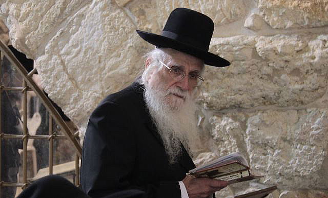 הרב עזריאל אויערבך בכותל, אמש