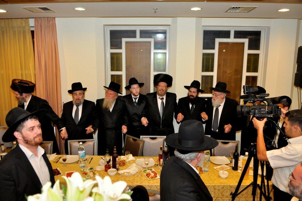 הכנסת ספר תורה לבית המדרש "משכן אסתר" בסנהדריה • גלריה