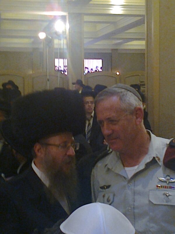 הרב קאופמן בשיחה עם הרמטכ"ל