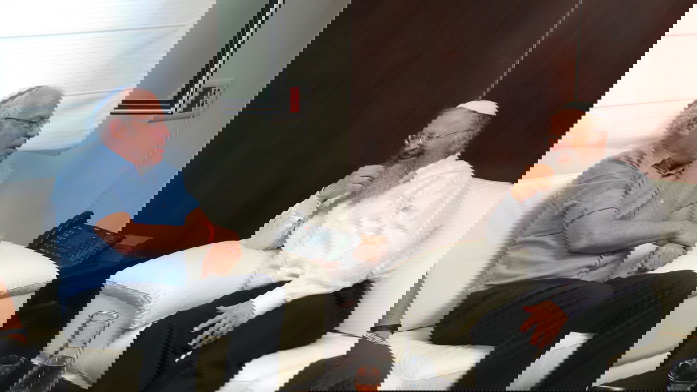 אורי אריאל: מתנגד לדה לגיטימציה שעושים לרב שמואל אליהו