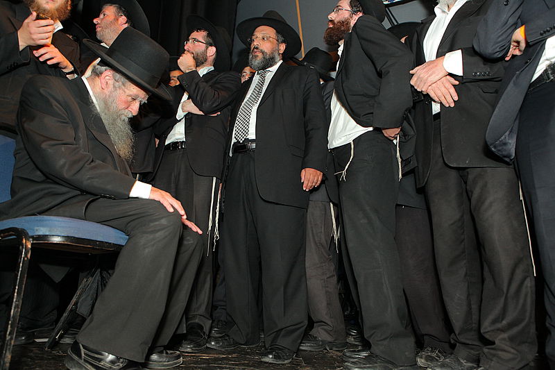 יום יארצייט ראשון לגרי"ש אלישיב: המונים בעצרת