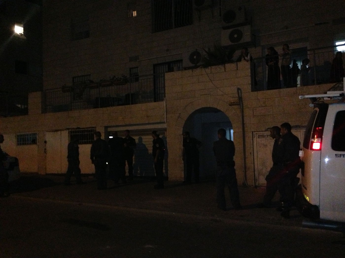 תושבי רמת שלמה הפגינו נגד אישה שהתלוננה נגדם