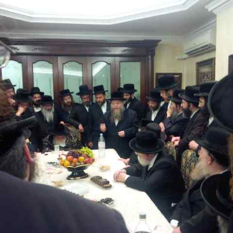 האדמו"ר מתולדות אברהם יצחק: לא אמכור השתתפותי בשמחת בעלזא