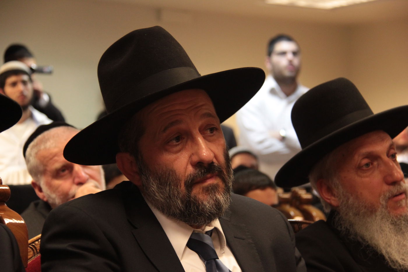 הרב עובדיה יוסף: "הרב עמאר הבטיחני שהוא יתמוך בבני הגאון רבי יצחק"