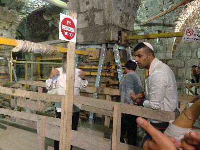 ליל תשעה באב בכותל: אומנים מתל-אביב בקודש הקודשים