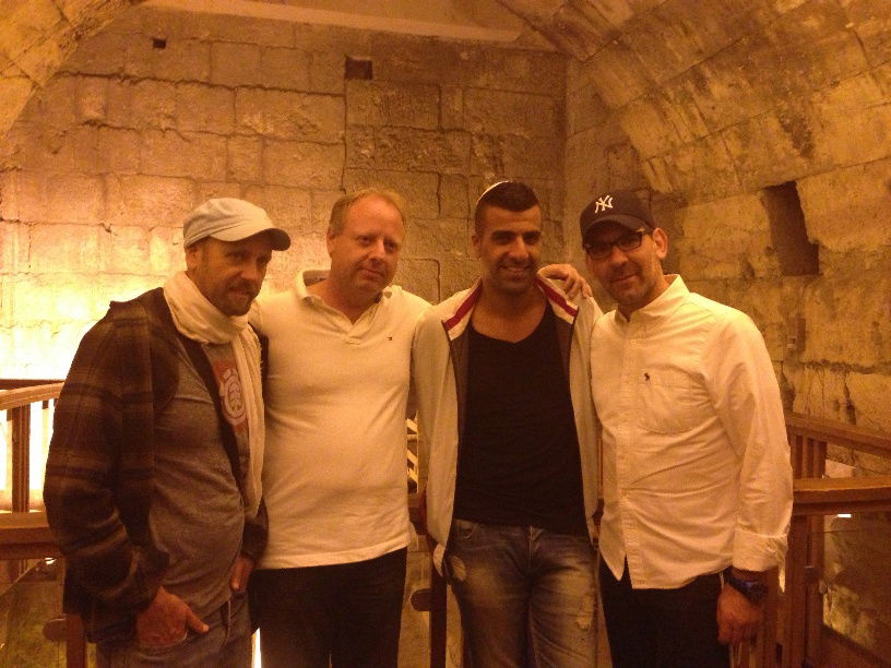 ליל תשעה באב בכותל: אומנים מתל-אביב בקודש הקודשים