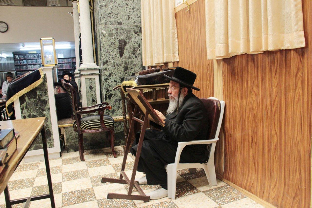 מיוחד: תשעה באב אצל גדולי ישראל מסביב לעולם