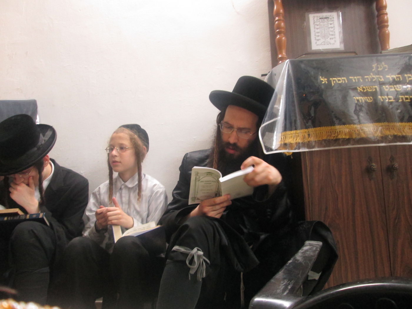 מיוחד: תשעה באב אצל גדולי ישראל מסביב לעולם