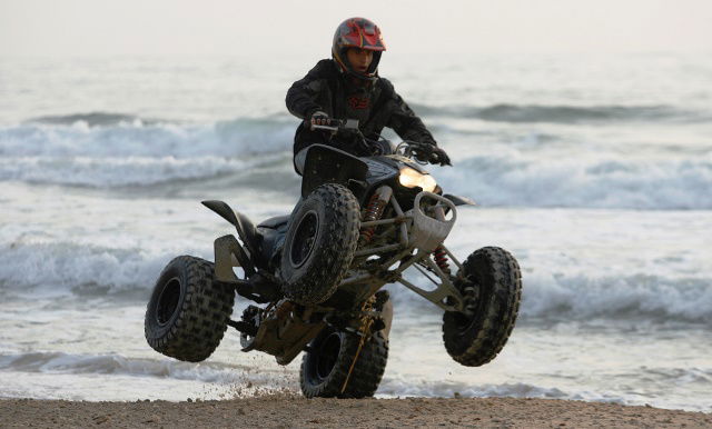 נער חרדי התהפך עם טרקטורון ואצבעותיו נקטעו