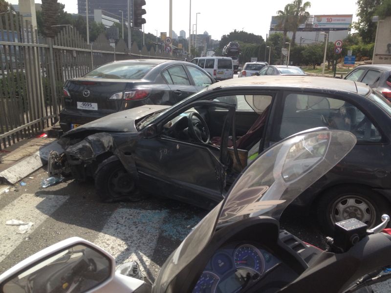 מחלף גהה: שתי נשים נפצעו בתאונה