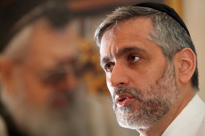 מאות אלפים ילכו לכלא, ח"כ אלי ישי