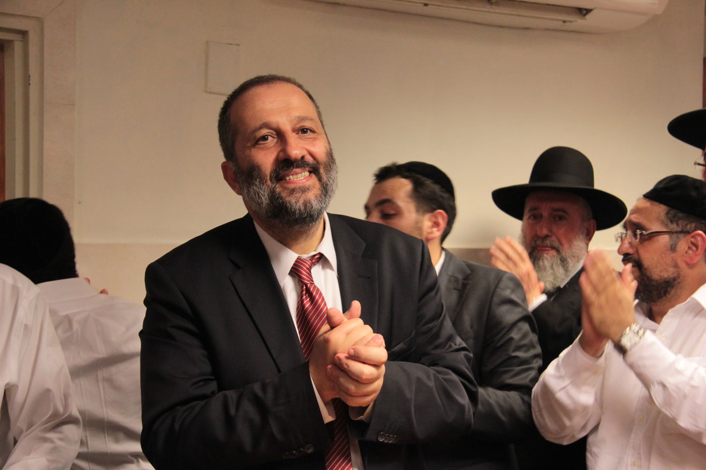 מרן הרב עובדיה יוסף: "כמעט נואשתי, רבי יצחק יהיה רב של כל ישראל"