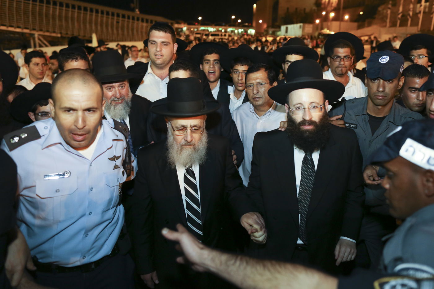 הראשון לציון נשא תפילת הודיה בכותל המערבי • תיעוד