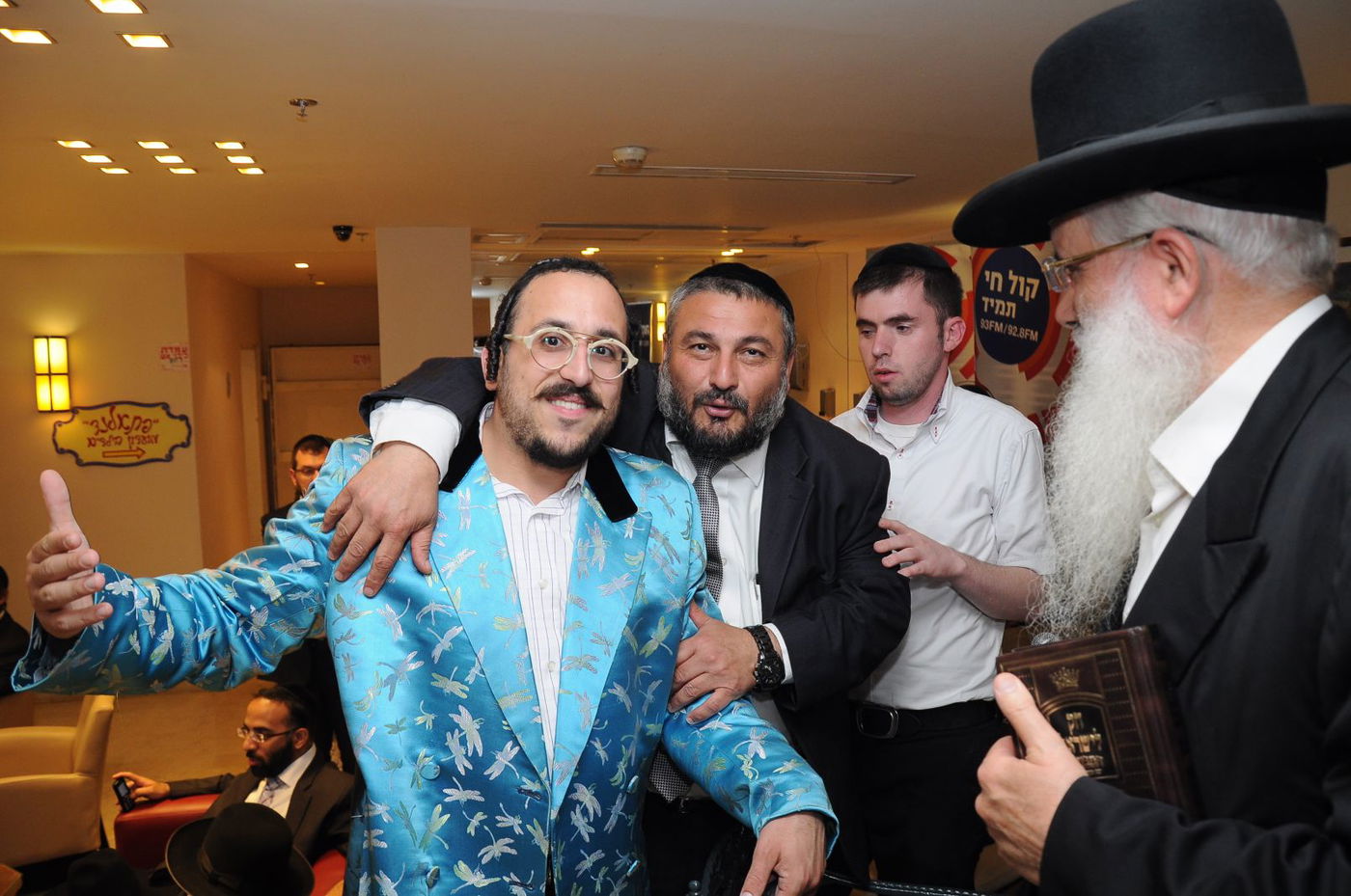 ליפא שמלצר עם ראש עיריית בית שמש אבוטבול