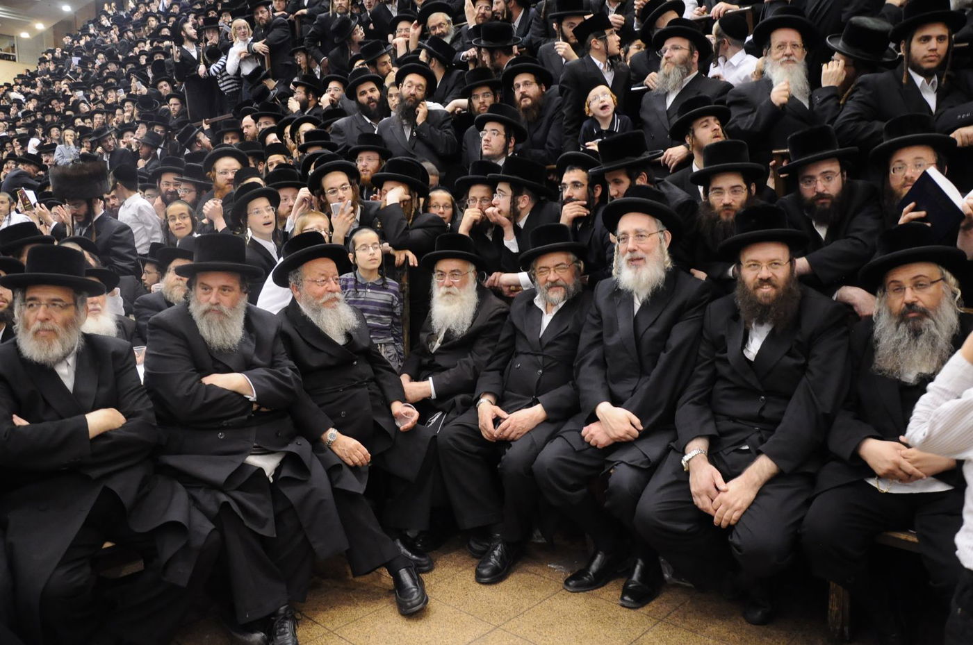 סגירת מעגל בבעלזא: חתונת הנכדה - בתאריך חתונת הנכד