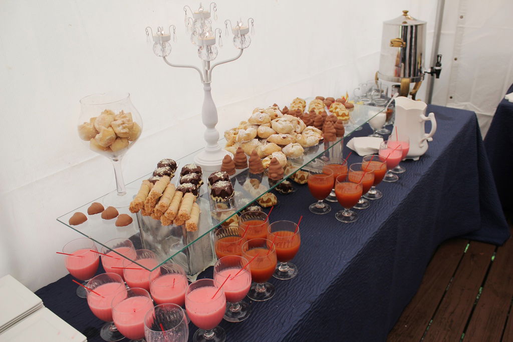 סאטמר: דינר בווילת הנופש של האדמו"ר • תמונות