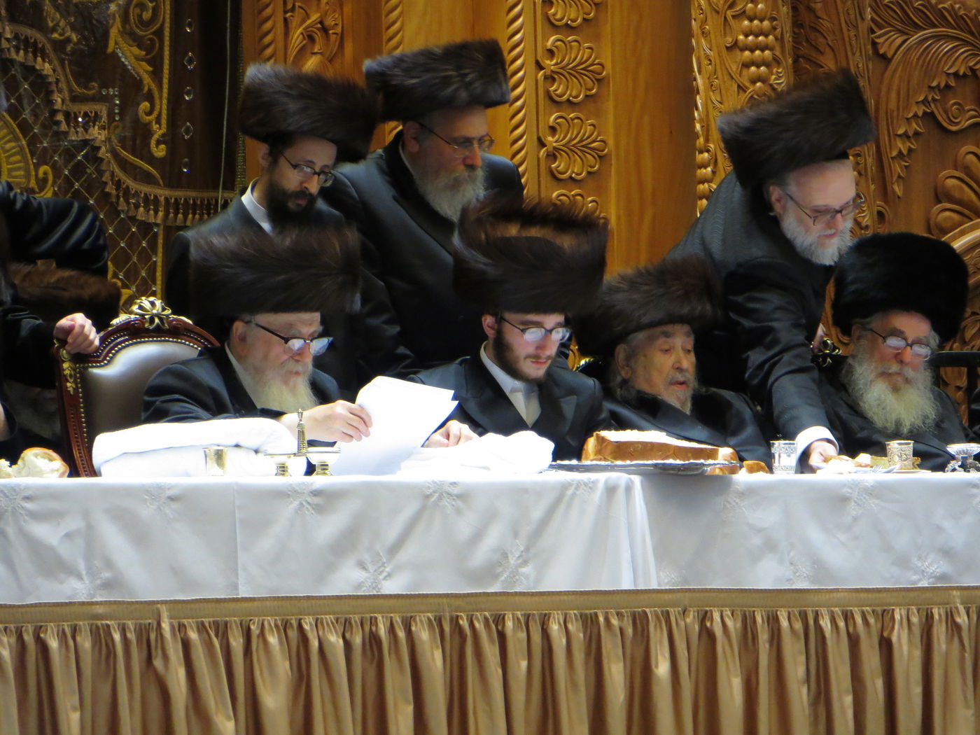 סקווירא: מעמד הכנסת ספר תורה • גלריה