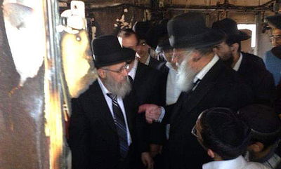 הגר"י יוסף בבית הכנסת