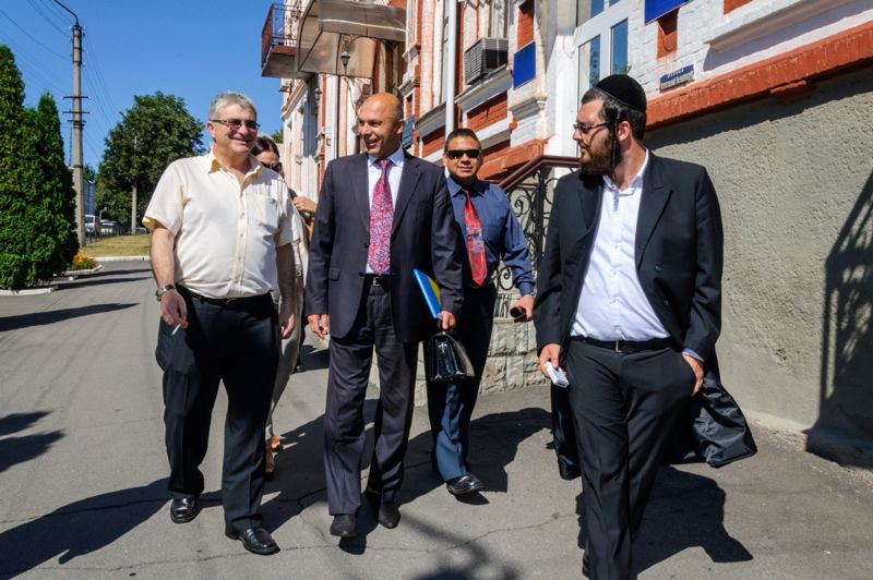 שגריר ישראל באוקראינה ביקר באומן