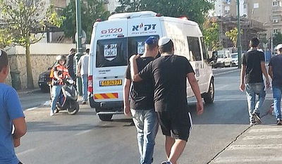 ההלוויה הכואבת, הצהריים