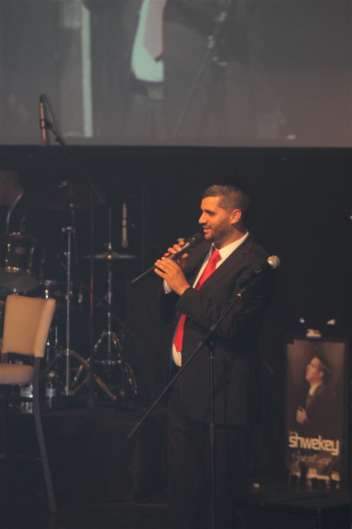 גלרית ענק: שוואקי כבש את ישראל