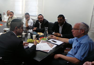 שר השיכון על תל ציון: "הפרוייקט יסייע למשפחות חרדיות"