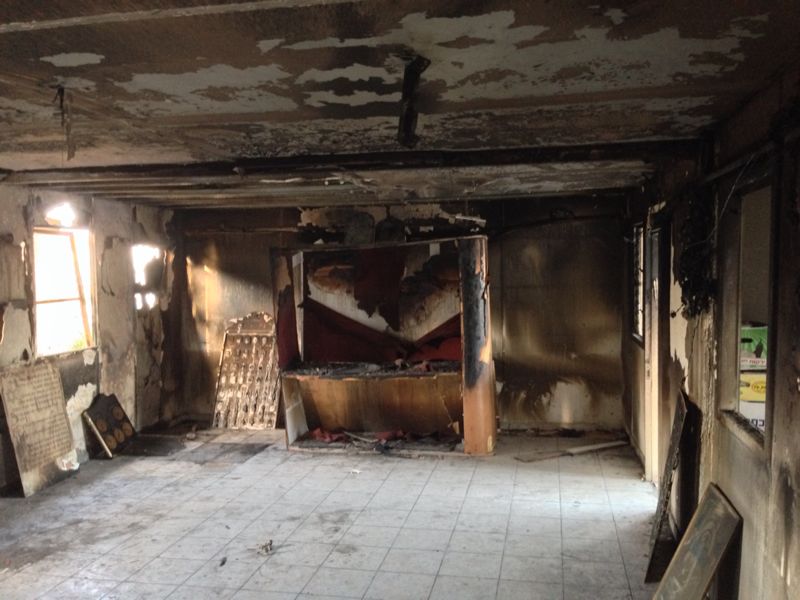 ספרי התורה שהוצתו הובאו לקבורה: "אנחנו מזועזעים"