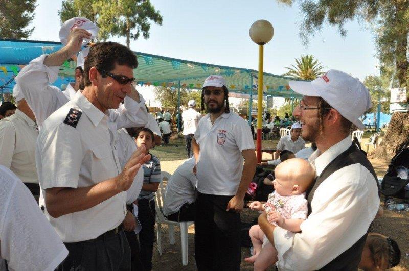 מתנדבי ארגוני ההצלה המסונפים למד"א ביום גיבוש משפחתי