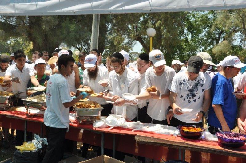 מתנדבי ארגוני ההצלה המסונפים למד"א ביום גיבוש משפחתי