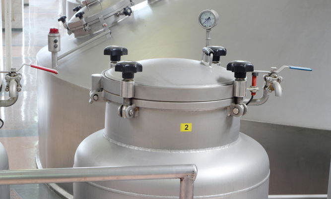 מכל חומר משמר מפעל מזון