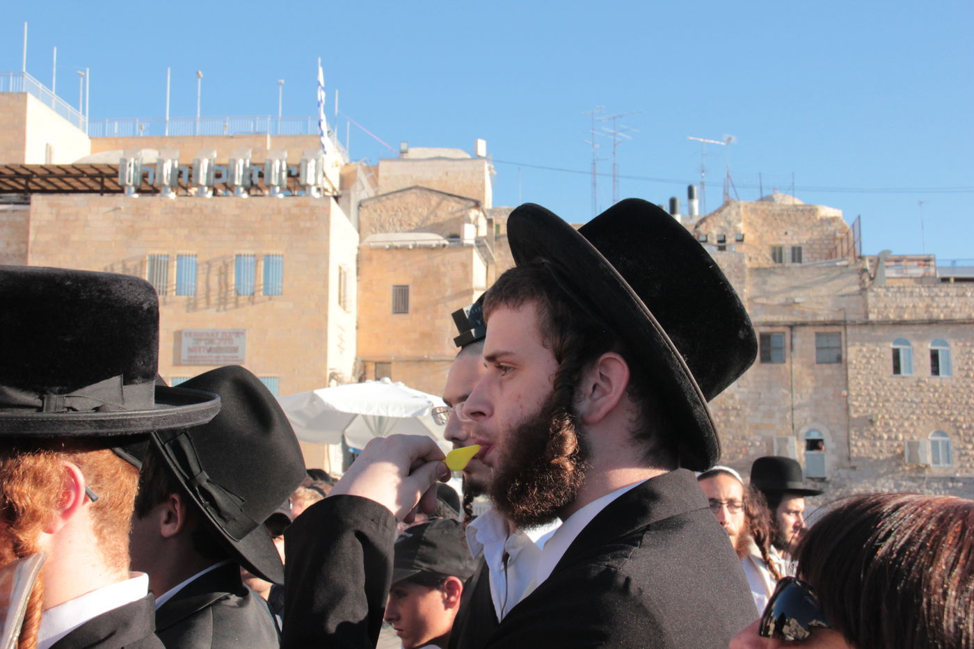 ניצחון חרדי בכותל המערבי • גלריה